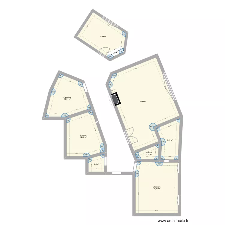 Omega. Plan de 8  et 104 m²
