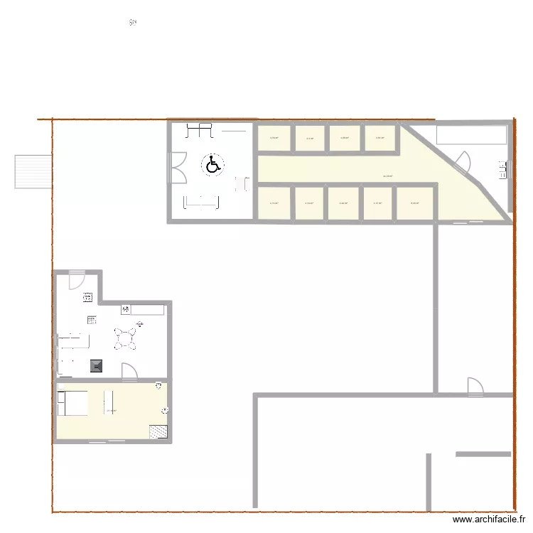refuge. Plan de 11  et 99 m²