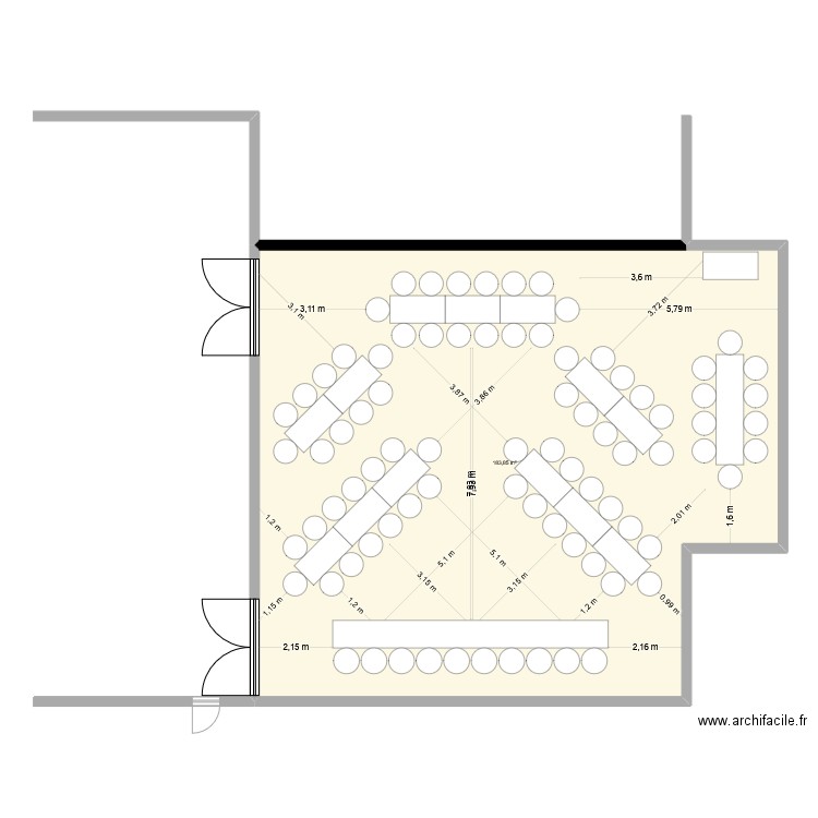 Plan de table mariage 3. Plan de 1 pièce et 184 m2