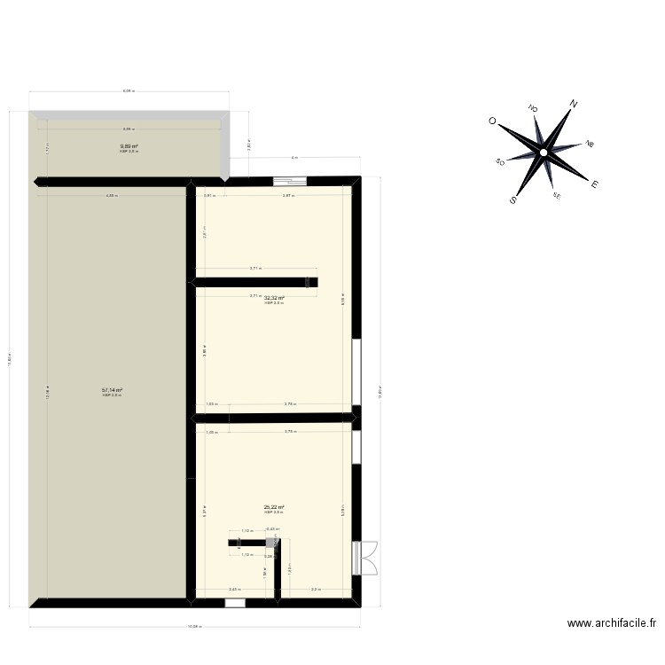 Maison individuelle n-1. Plan de 4 pièces et 125 m2