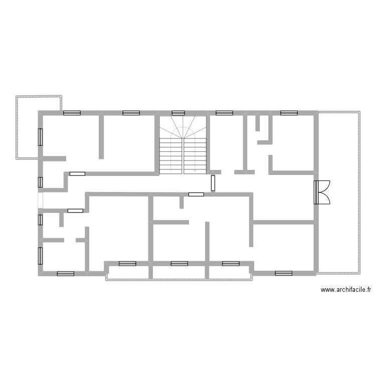 BSI. Plan de 19 pièces et 439 m2