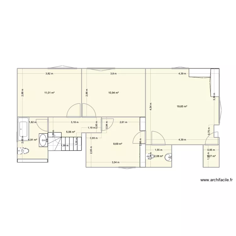 1er &eacute;tage 24 Men Du. Plan de 8  et 65 m²