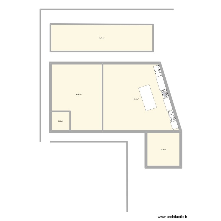 santo family. Plan de 5 pièces et 132 m2