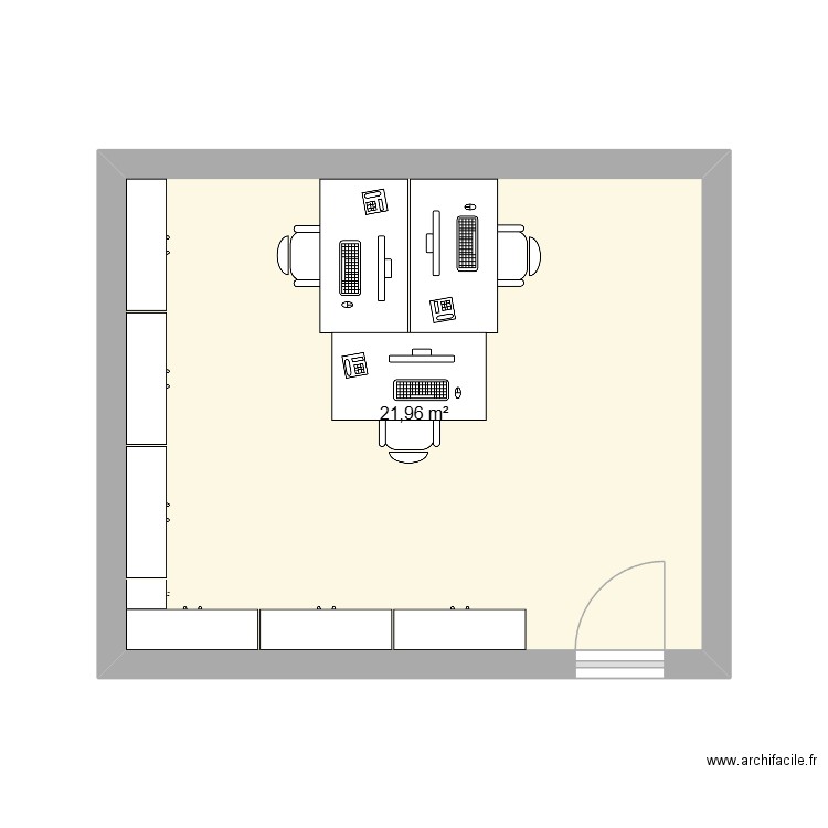 Bureau informatique. Plan de 1 pièce et 22 m2