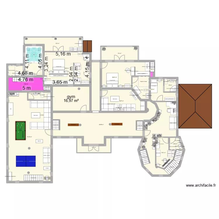1er etage avec passages. Plan de 18  et 307 m²
