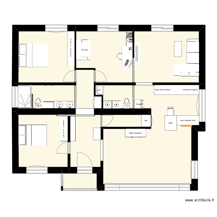 maison. Plan de 8 pièces et 109 m2