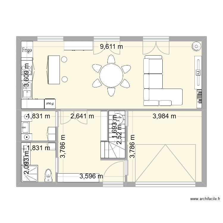 RDJ. Plan de 5 pièces et 70 m2