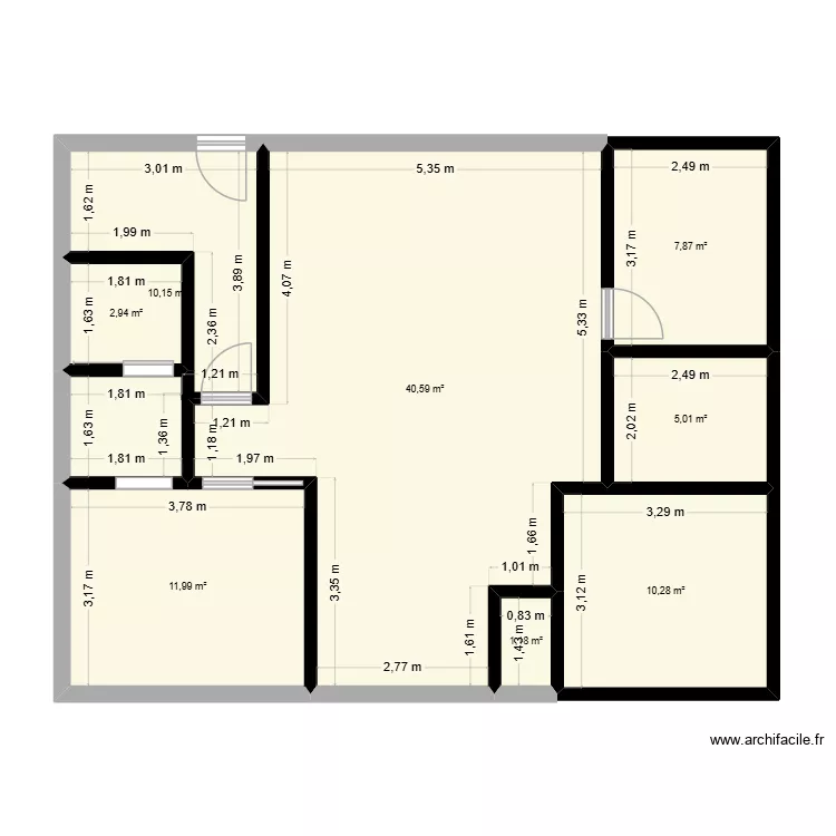Ducos. Plan de 8 pièces et 90 m²