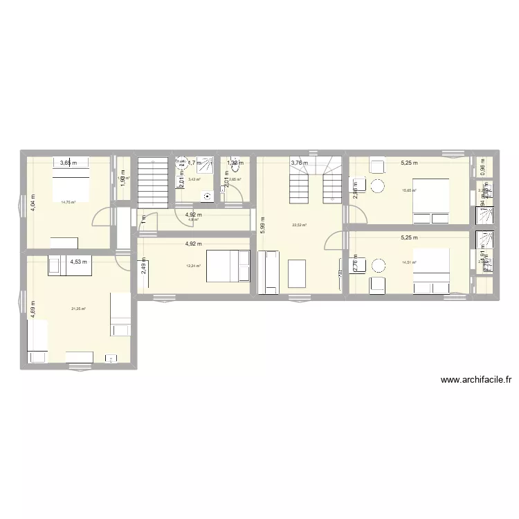 ETAGE Maison familiale. Plan de 12  et 117 m²