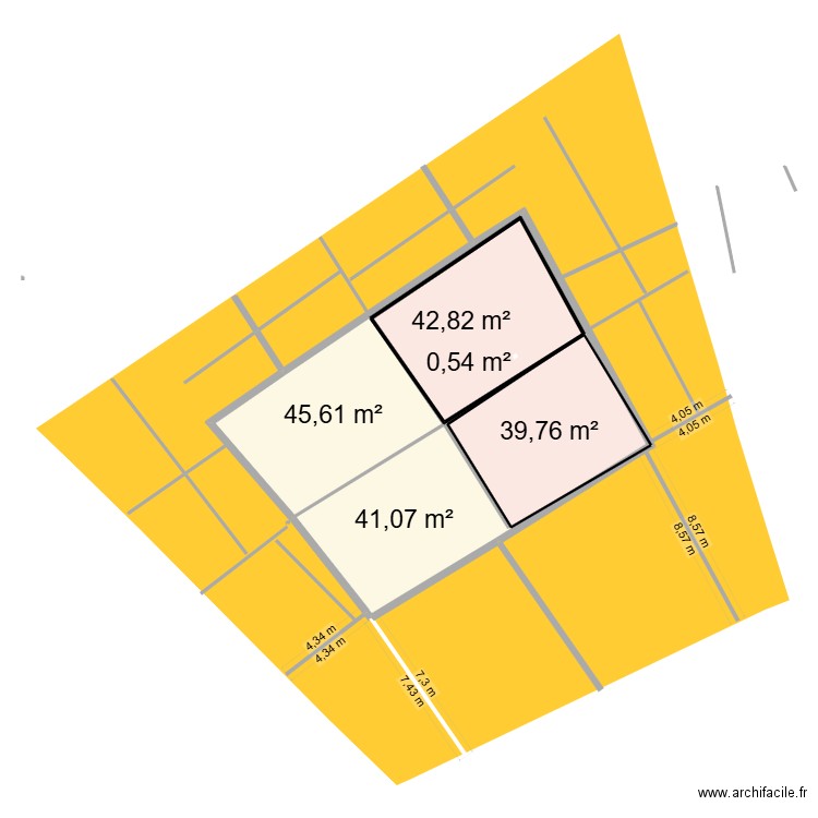 MI 4 du 9 mars. Plan de 5 pièces et 170 m2