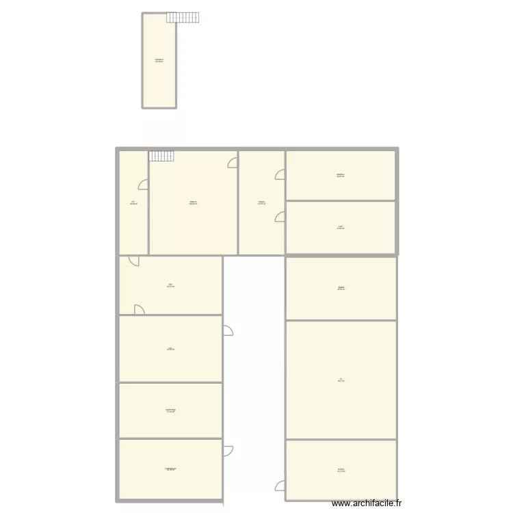 siege. Plan de 13  et 545 m²