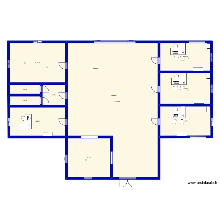 Travail de groupe. Plan de 10 pièces et 305 m2