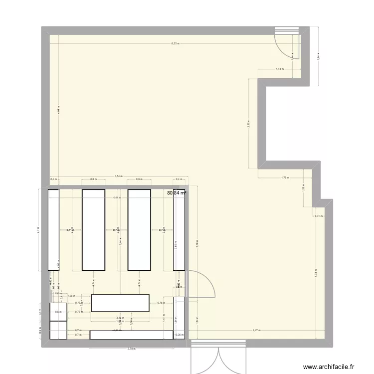 epicerie mens. Plan de 1  et 81 m²