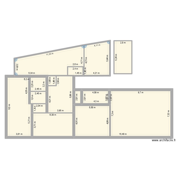 Astrid 2 RDC. Plan de 9 pièces et 279 m2