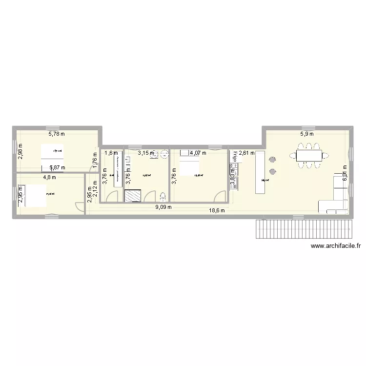 Pompignal. Plan de 6 et 123 m² Pompignal. Plan de 6 et 123 m²
