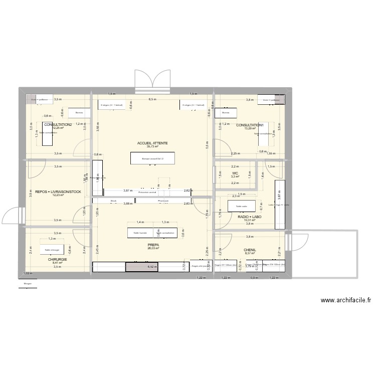 CV2. Plan de 9 pièces et 130 m2