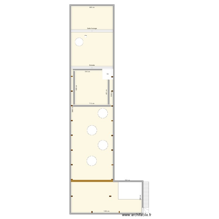 Salle repas. Plan de 1 pièce et 348 m2