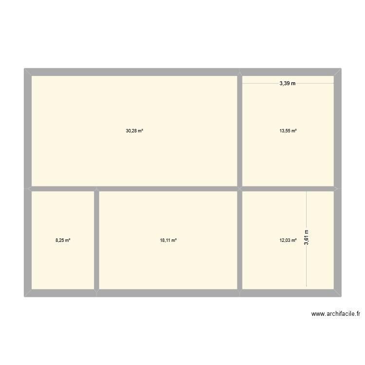 app180af. Plan de 5 pièces et 82 m2