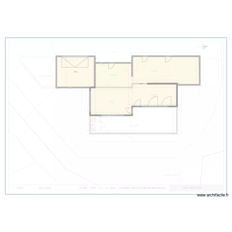 JULIO acroter. Plan de 