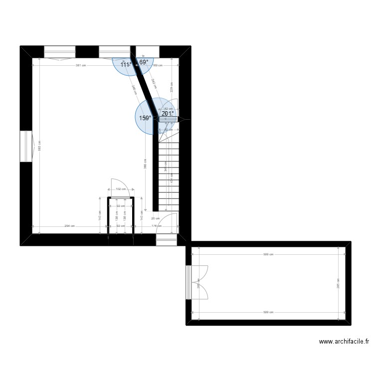 beaumont. Plan de 10 pièces et 96 m2
