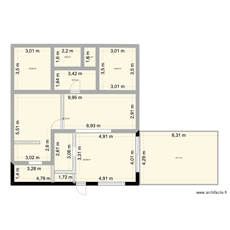 base. Plan de 8 pièces et 126 m2