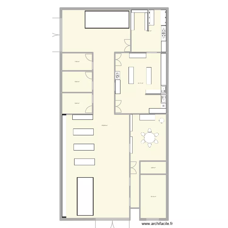 depot. Plan de 8 pièces et 282 m² depot. Plan de 8 pièces et 282 m²