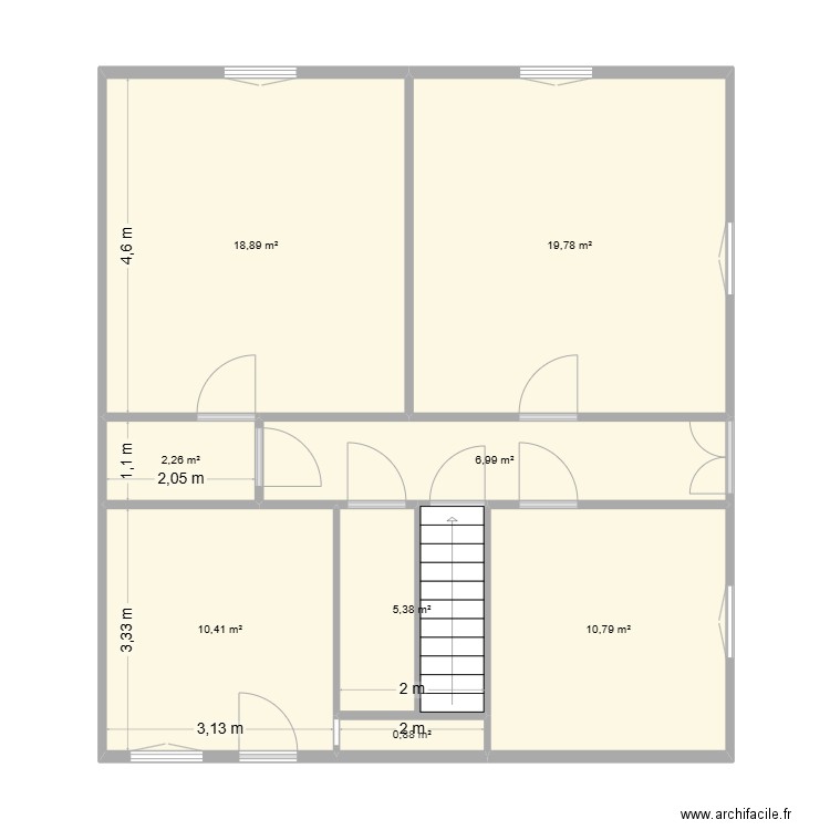 RDC. Plan de 8 pièces et 75 m2