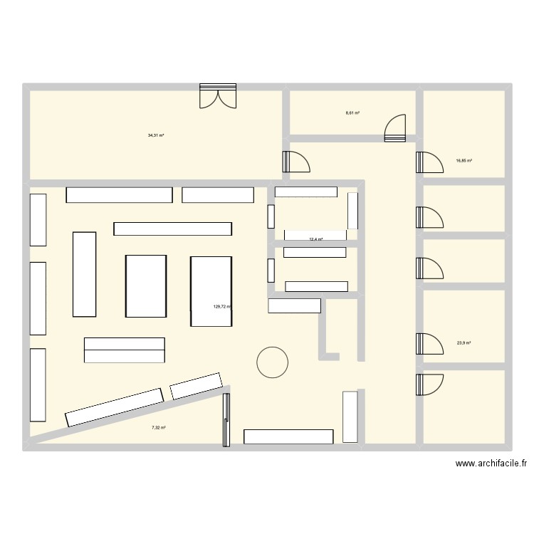 animalerie canis land. Plan de 7 pièces et 233 m2