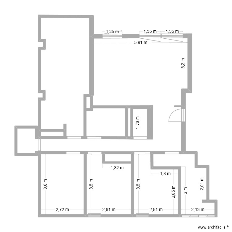 Bouras. Plan de 6 pièces et 48 m2