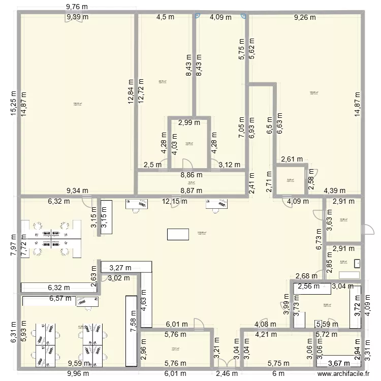 Labo. Plan de 12  et 770 m²