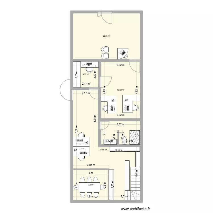 LOCAL AMENAGE. Plan de 6 pièces et 85 m²