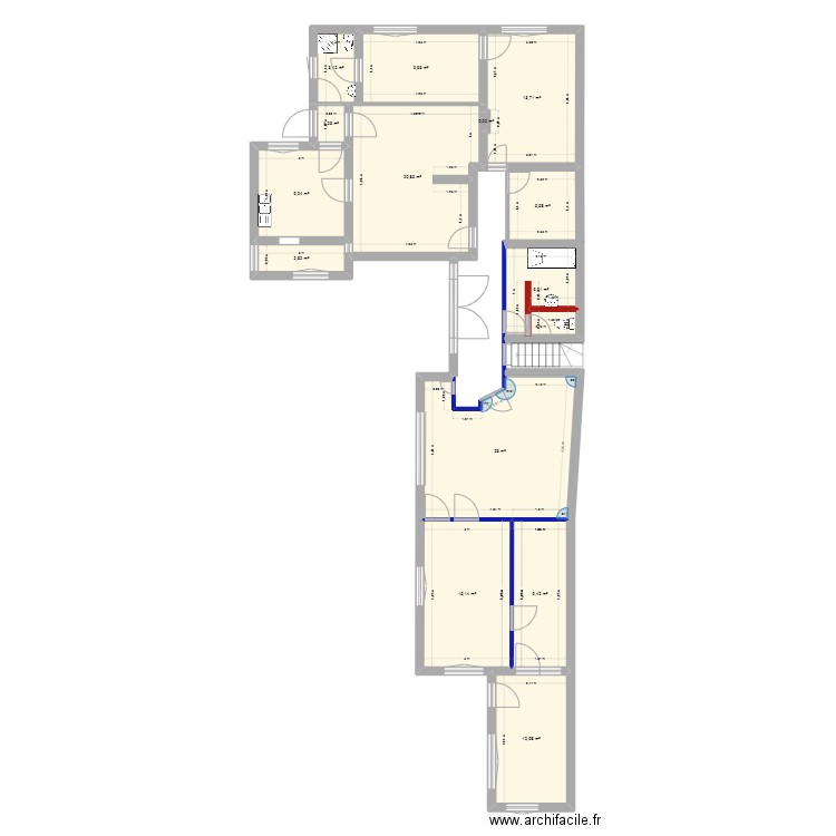 126. Plan de 14 pièces et 131 m2
