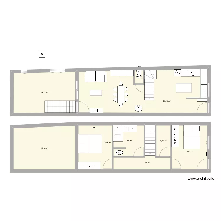 Escalier face entree. Plan de 