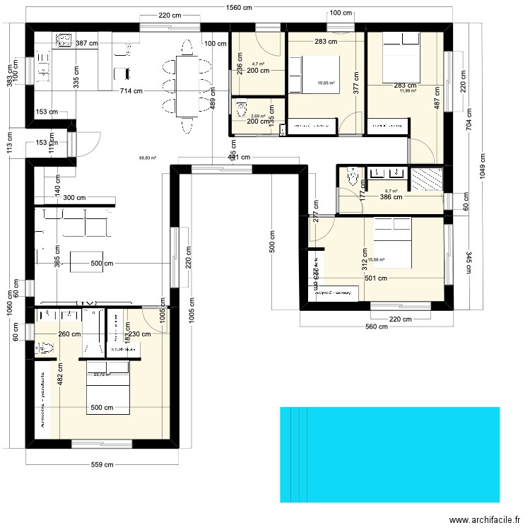 pau. Plan de 8 pièces et 145 m2