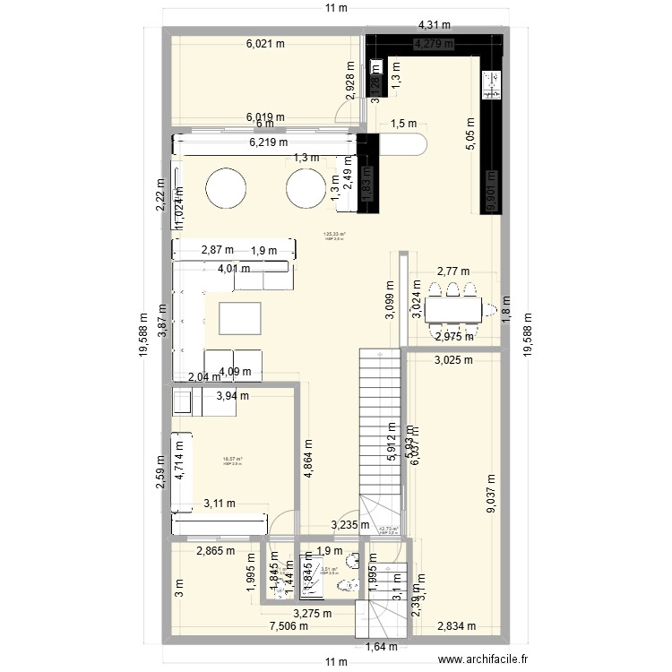 124. Plan de 5 pièces et 192 m2