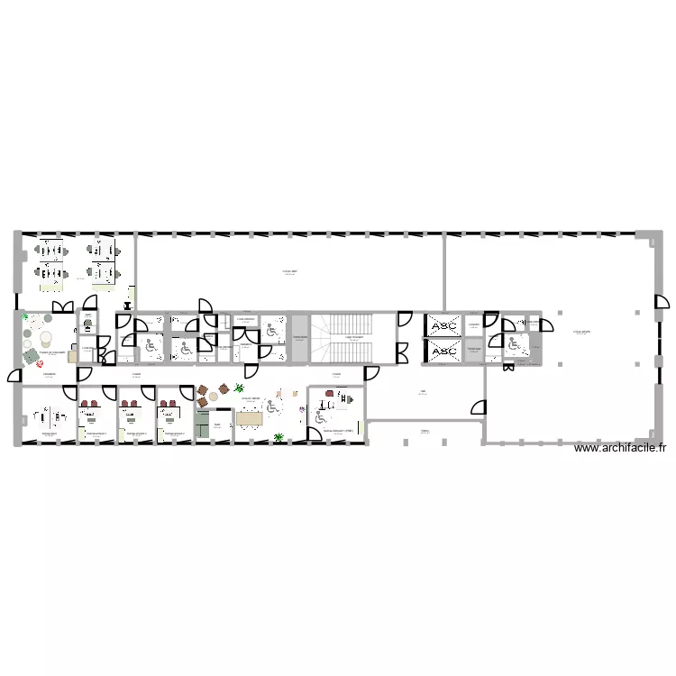 Clermont Ferrand RDC - V5. Plan de 90  et 625 m²