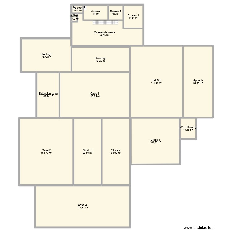 Plan général des batiments. Plan de 18 pièces et 1337 m2