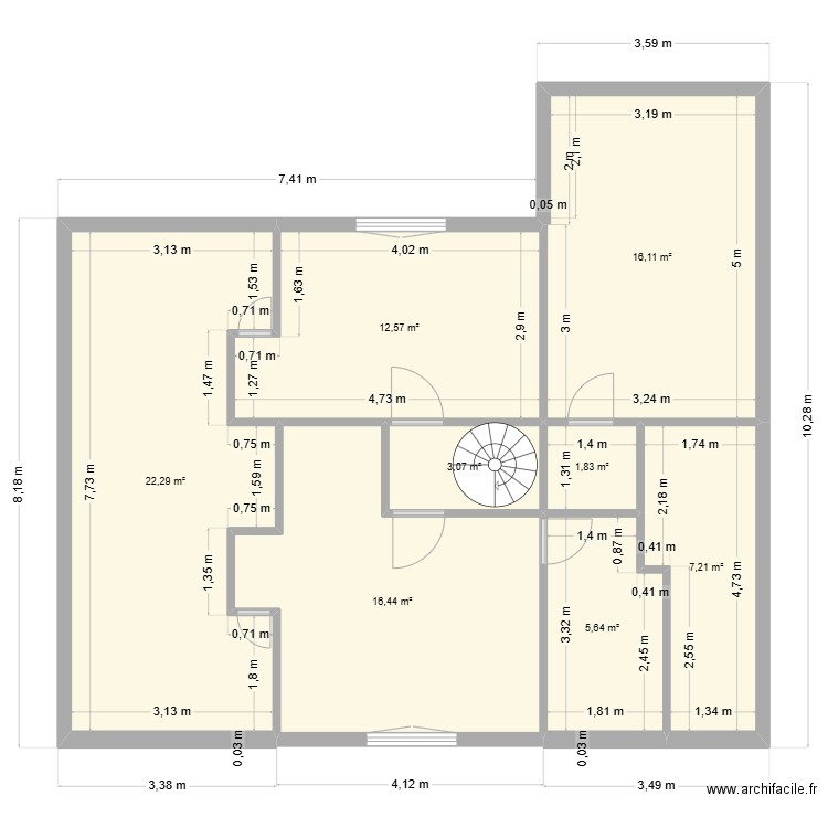 Meyjande étage. Plan de 8 pièces et 85 m2