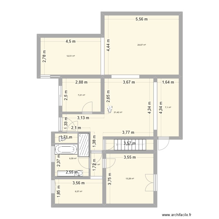 Haut 1. Plan de 11 pièces et 105 m2
