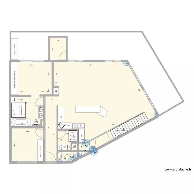 rdc. Plan de 8 Pièces et 105 m² rdc. Plan de 8 Pièces et 105 m²