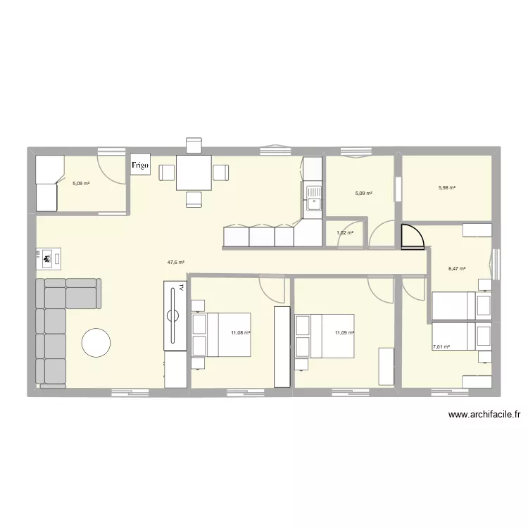zae. Plan de 9  et 102 m²