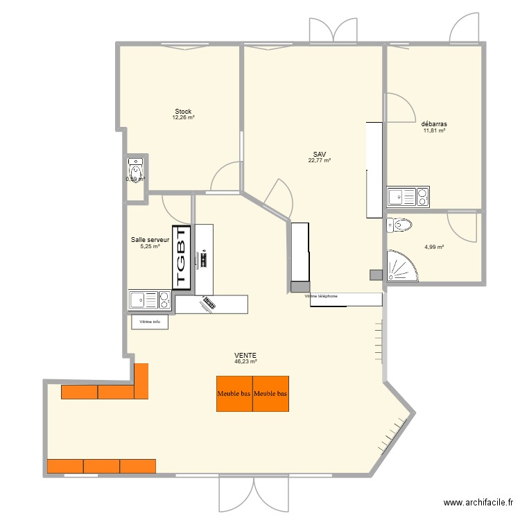 Boutique Niort projection 2. Plan de 7 pièces et 104 m2