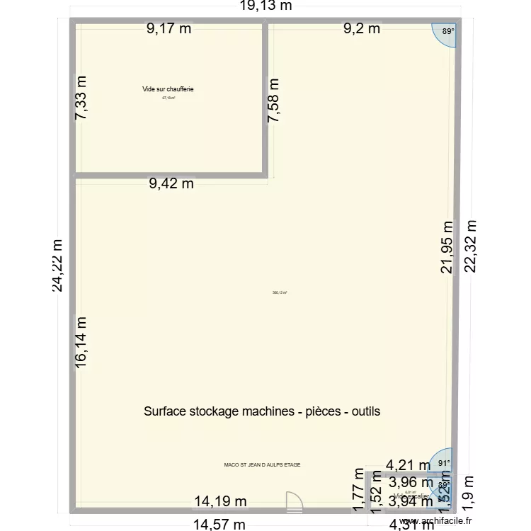 Maco St Jean Etage. Plan de 3 pièces et 433 m²
