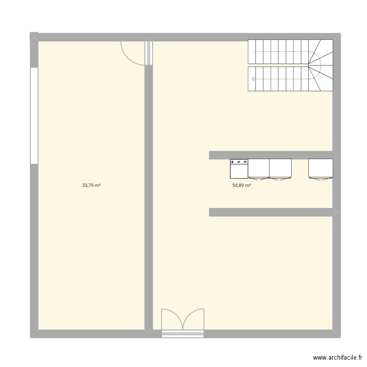 MAISON. Plan de 2 pièces et 89 m2