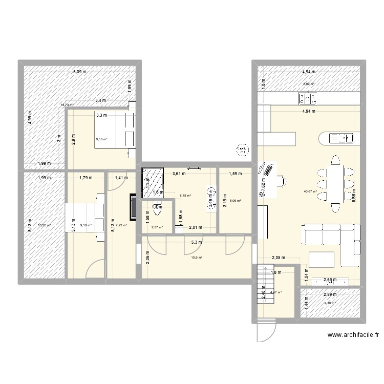 PLAN B. Plan de 13 pièces et 138 m2