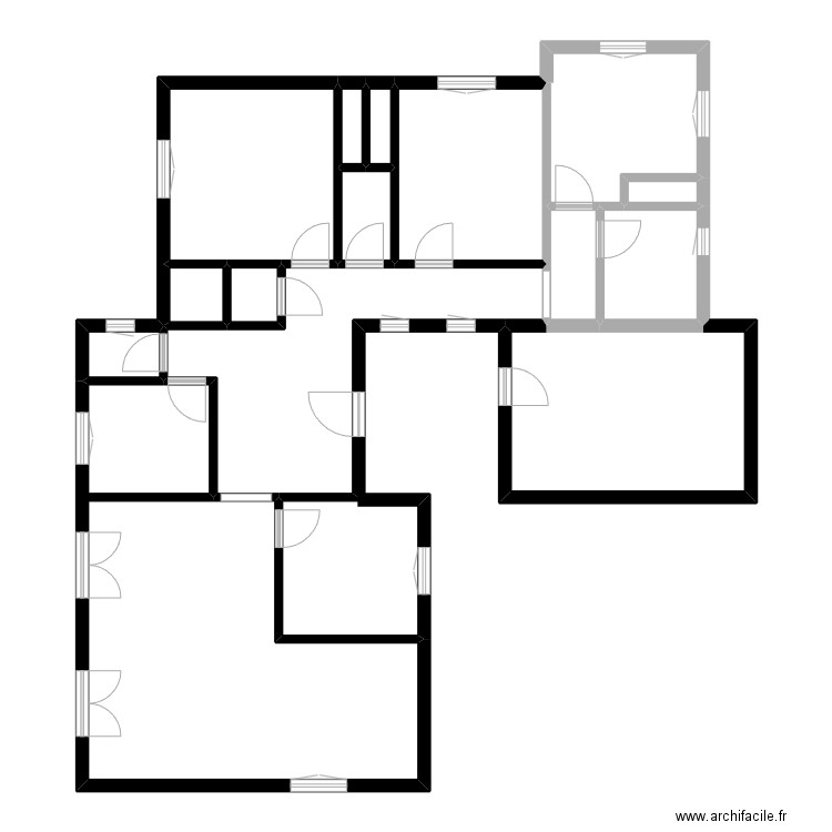 CONTE. Plan de 15 pièces et 122 m2