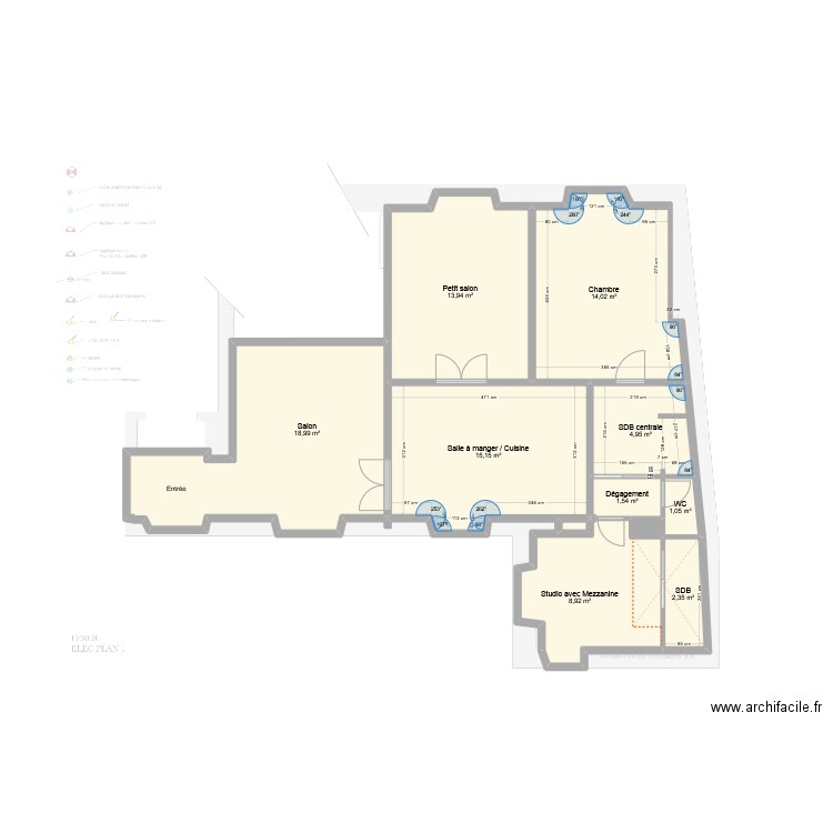 4 Férou. Plan de 11 pièces et 81 m2