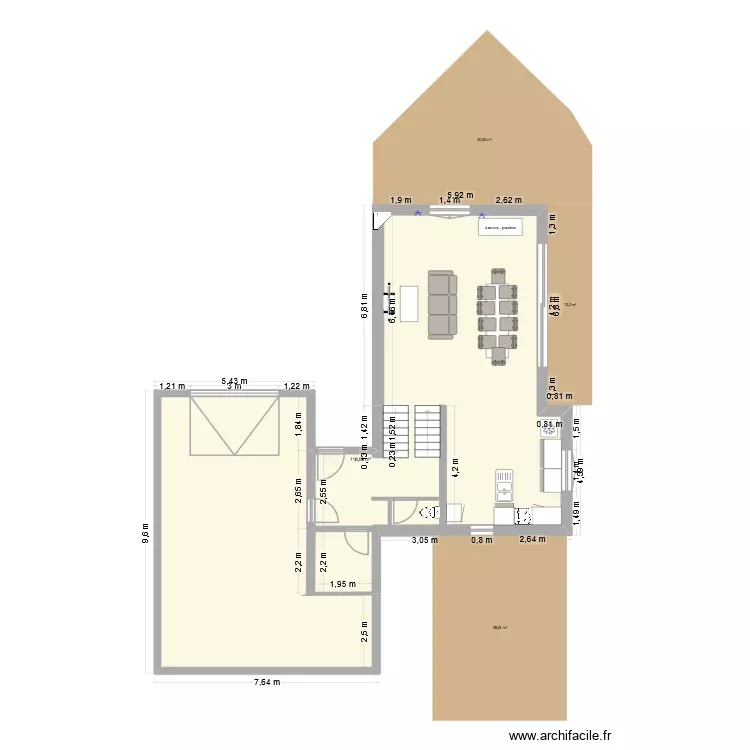 Moiremont rdc haut V1. Plan de 1 Pièce et 119 m²