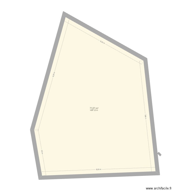 Grand salon coudes. Plan de 1 pièce et 71 m2