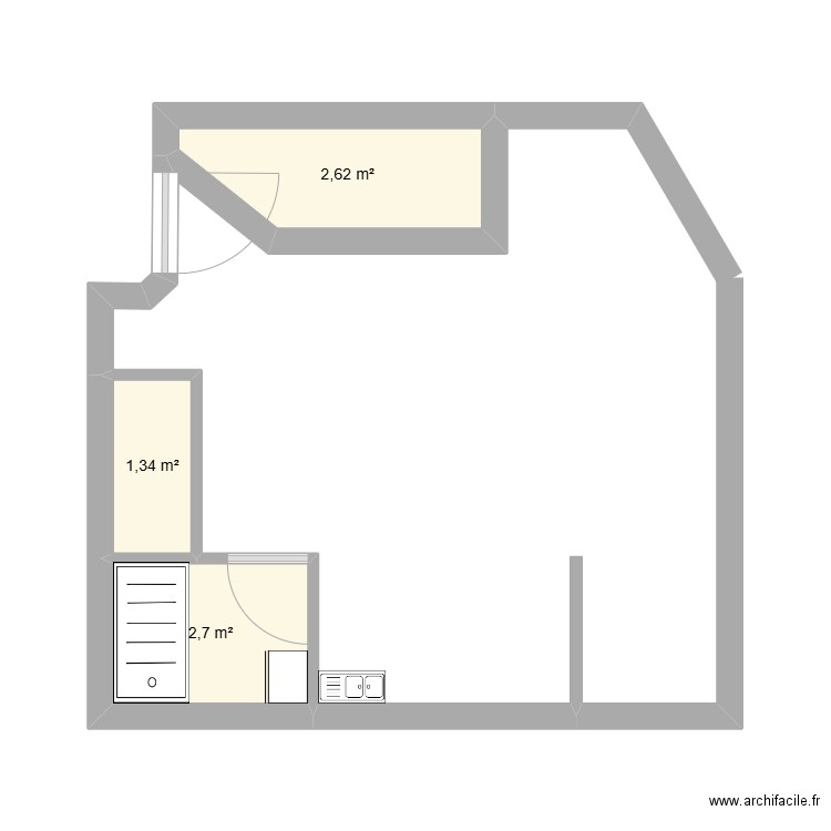 TAMA. Plan de 3 pièces et 7 m2